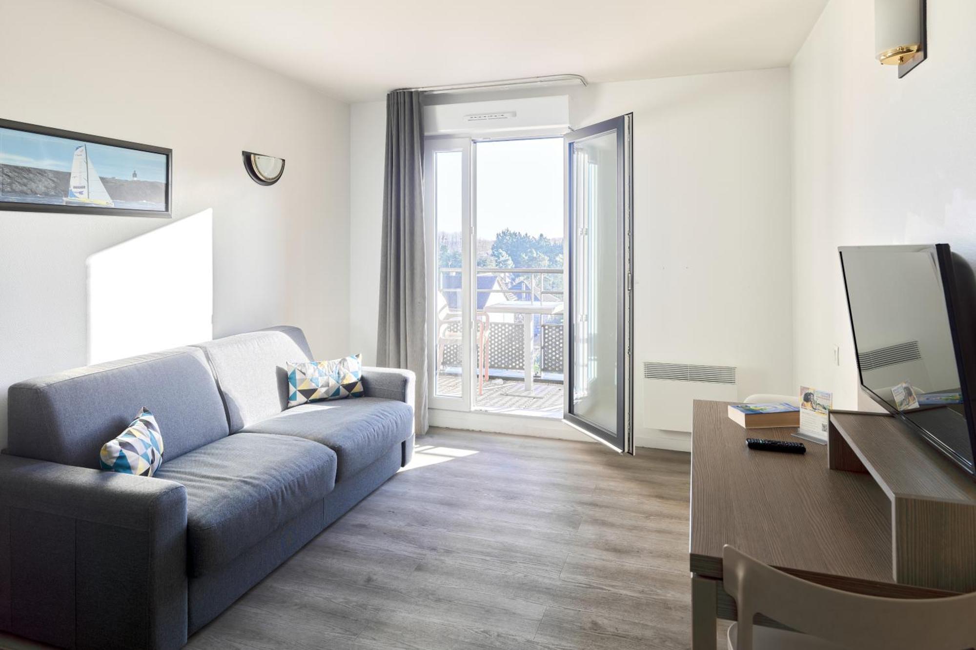Comfort Aparthotel Versailles, St Cyr L'Ecole Saint-Cyr-lʼÉcole Eksteriør bilde