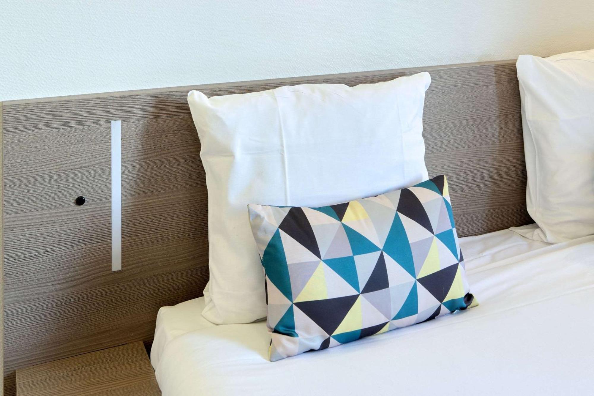 Comfort Aparthotel Versailles, St Cyr L'Ecole Saint-Cyr-lʼÉcole Eksteriør bilde